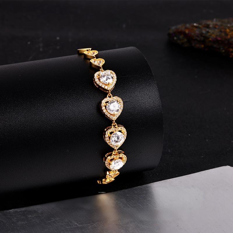 Interlocked Hearts Bracelet (Gold)