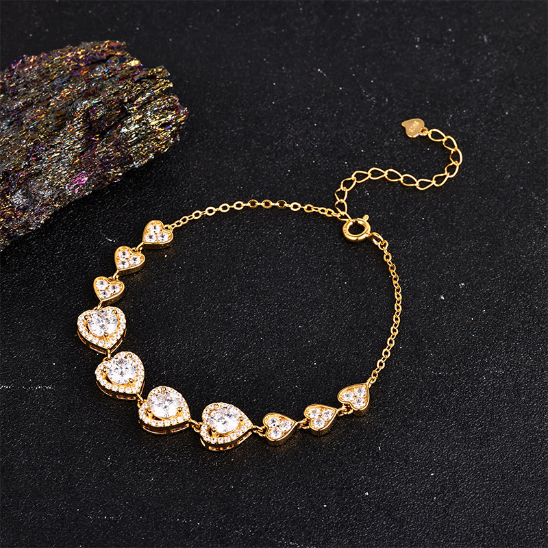 Interlocked Hearts Bracelet (Gold)